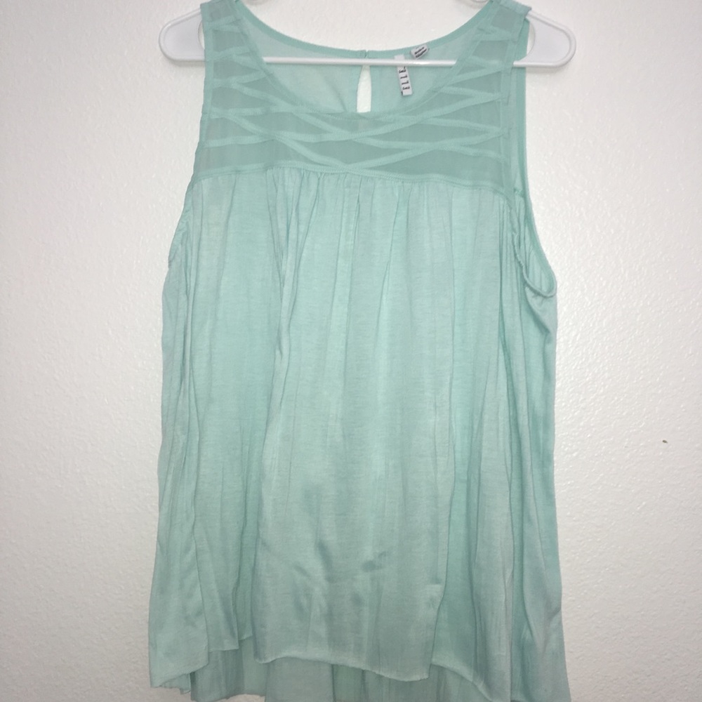 *SOLD LOCALLY* Flowing Tank Top